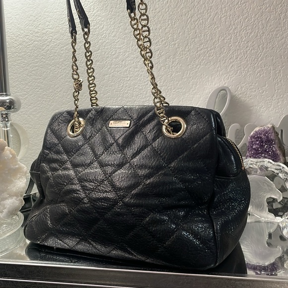 EUC KATE SPADE QUILTED SHOULDER BAG